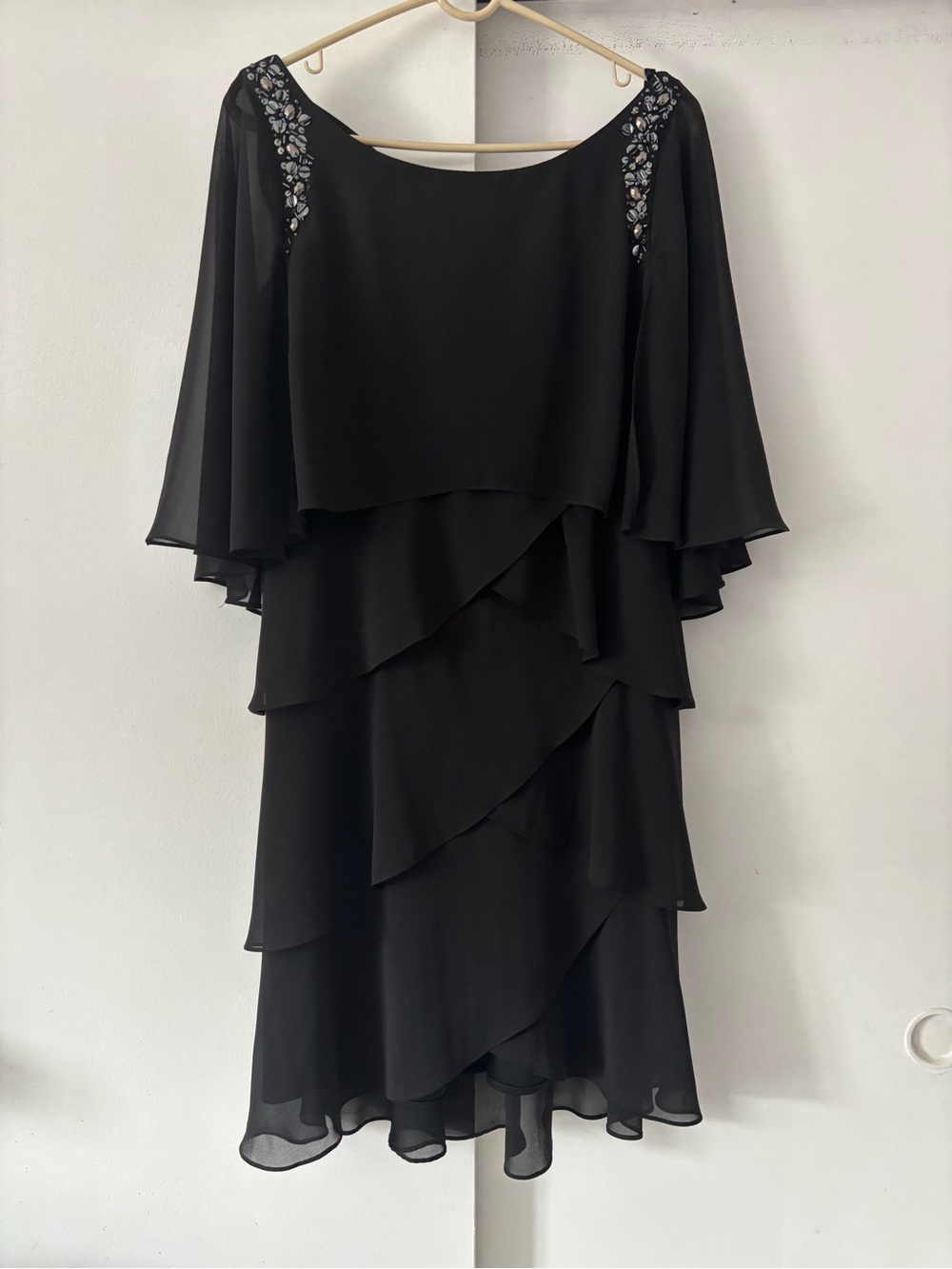 SLNY Elegant Black Layered Chiffon Dress like new!!!